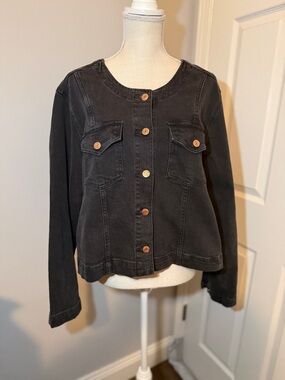 GAP Black Round-Neck Button Jean Jacket